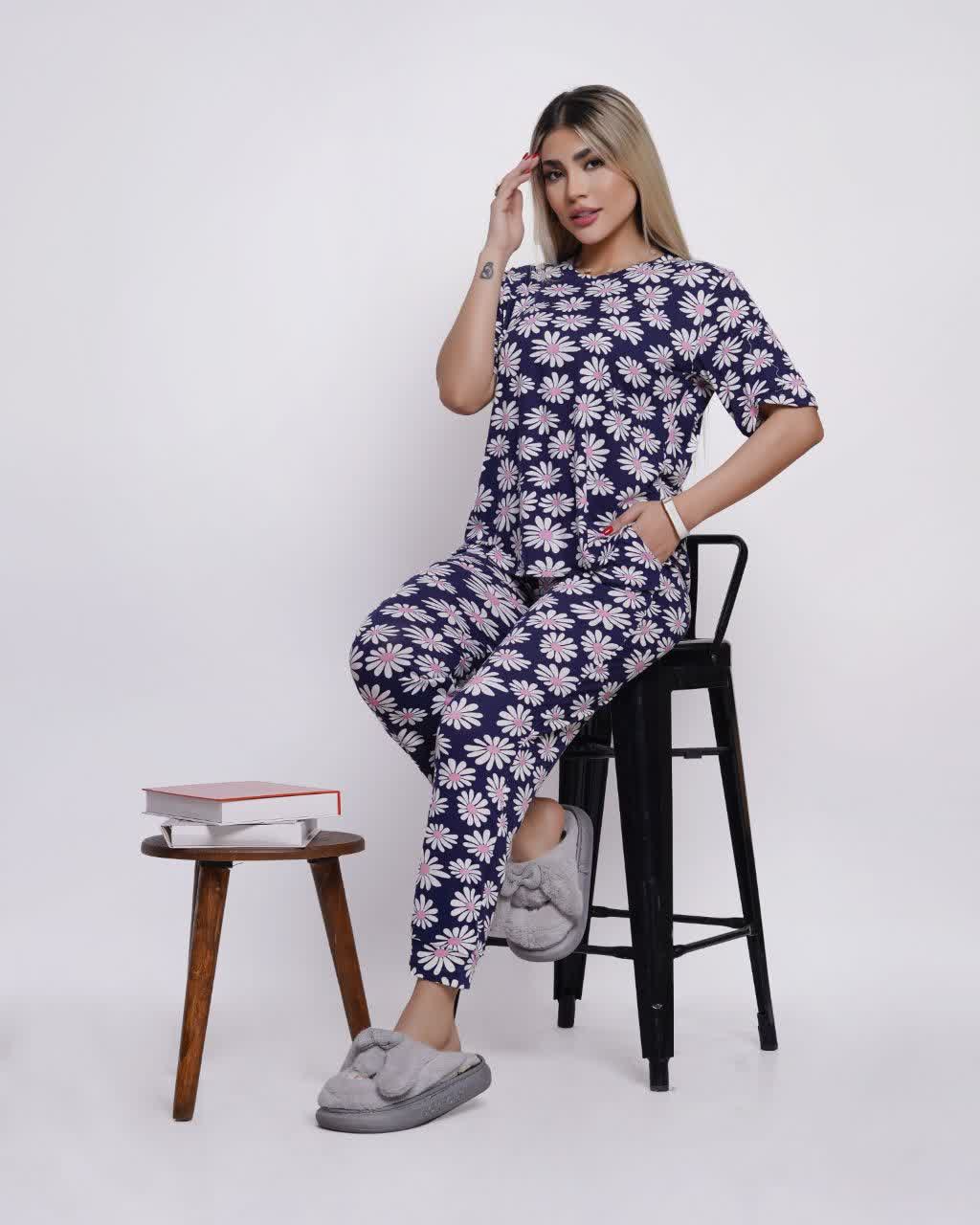 ست لباس راحتی زنانه گل‌دار فلامنت مدل بابونه soor